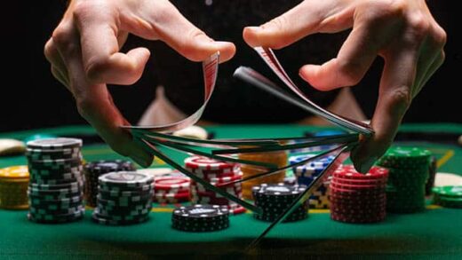 pro-online-poker-oyuncusu-hile-suphesi-nedeniyle-askiya-alindi