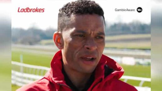 ladbrokes-onboards-duz-jokey-sean-levey-marka-elcisi-olarak
